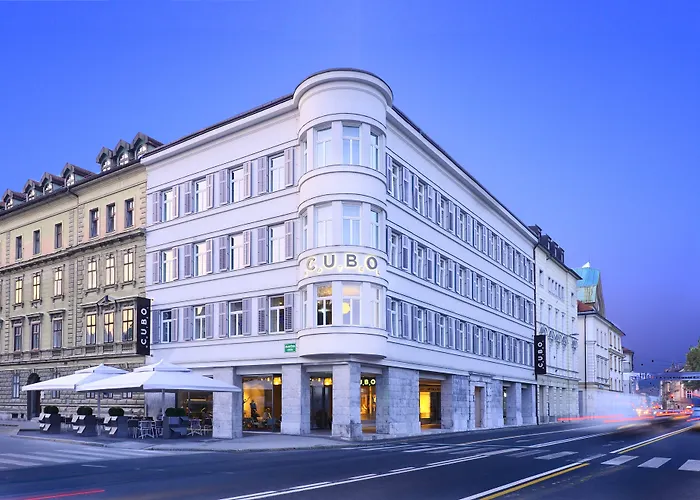 Hotel de lujo: Hotel Cubo